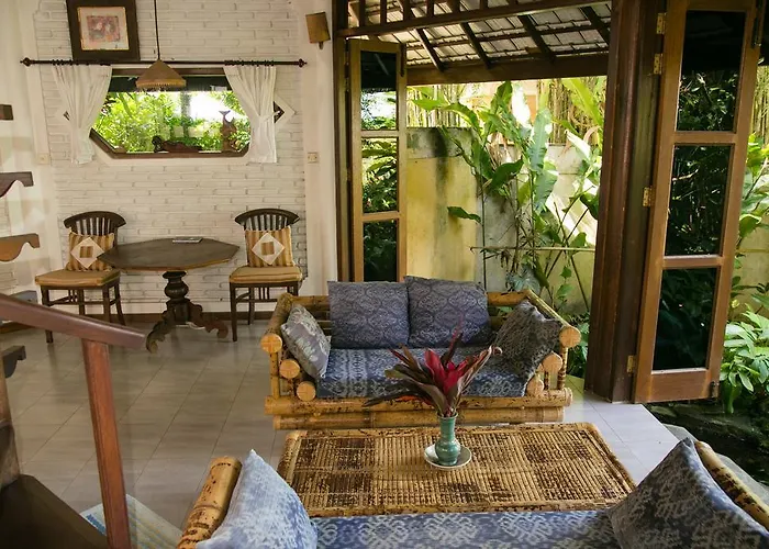 Tirtagangga Water Palace ホリデーパーク Karangasem